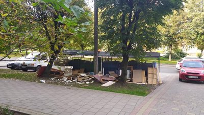 У Львові знову перестали вивозити сміття (ФОТО)