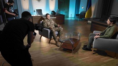 Залужний розповів про телефонний дзвінок о 5 ранку 24 лютого 2022 року (ВІДЕО)