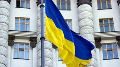 АМУ вітає підвищення зарплати місцевим службовцям