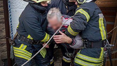 На Львівщині 73-річний чоловік впав у криницю