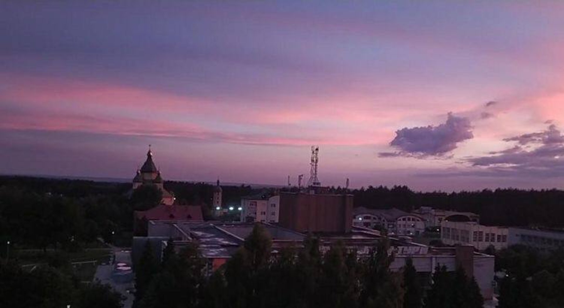 Небо над Новояворівськом, фото Типовий Новояворівськ