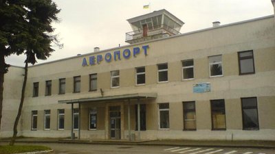 Аеропорт Тернополя відмовився прийняти літак з евакуйованими з Китаю українцями