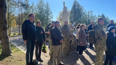 На Дрогобиччині провели в останню путь військового Георгія Кравцуна