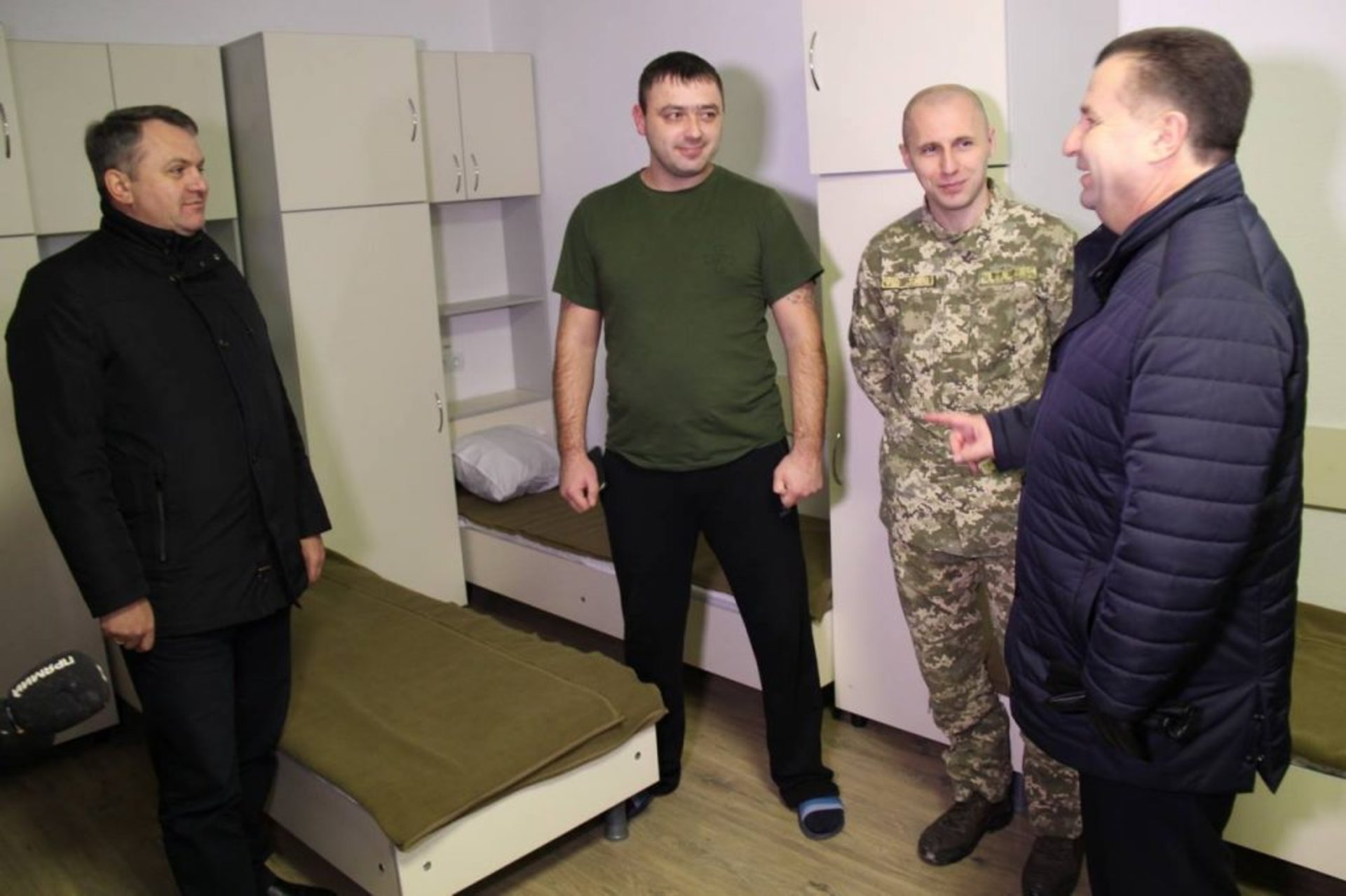 На Яворівському полігоні оглянули новозбудоване житло для військовослужбовців. Фото: Павло Ткачук