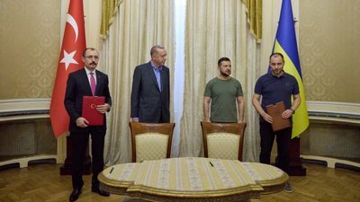 Туреччина допомагатиме у відбудові України