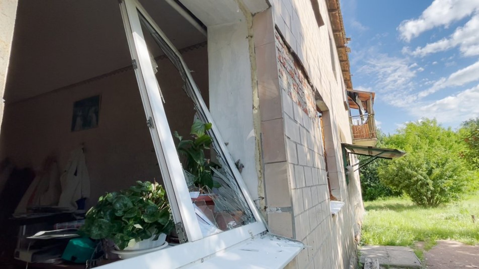 Внаслідок ракетного удару поблизу Прилук пошкоджені 15 будинків