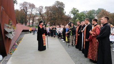 У Львові організували Вечір пам’яті Героїв (ФОТО)