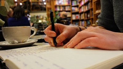 Соцмережі підірвав "приклад" комунікації "галицької політики"
