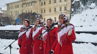У центрі Львова заколядували творчі колективи