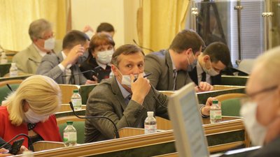 Депутати Львівської обласної ради вшанували загиблих Героїв на сході України