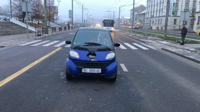 У Львові внаслідок наїзду автомобіля травмована неповнолітня