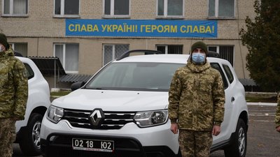 Ще десять автомобілів спеціального призначення Renault Duster вирушили на охорону кордону з Польщею