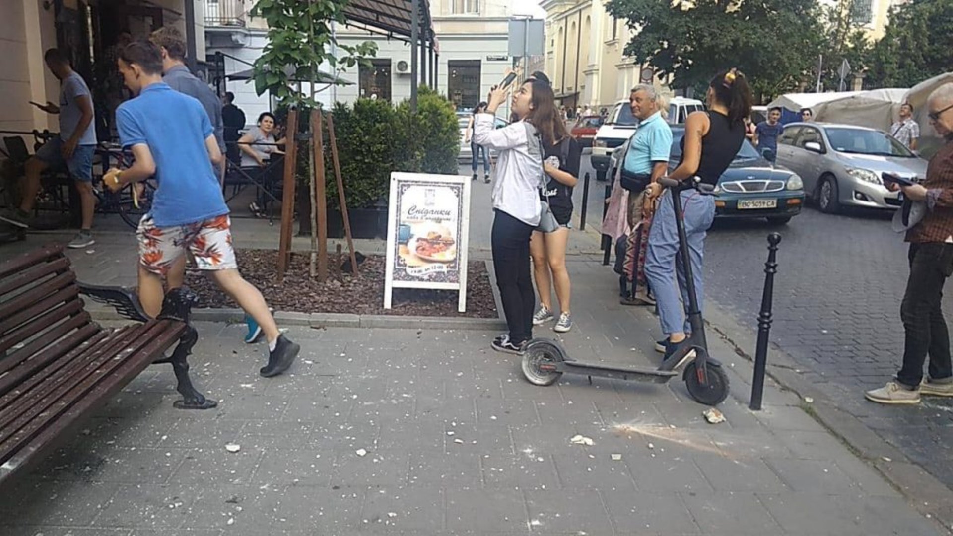 У Львові обвалилось приміщення театру Заньковецької. Фото 4stydio