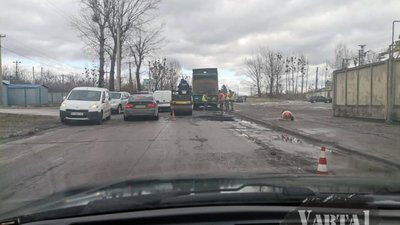 У Львові халатно ремонтують ями (ФОТО)