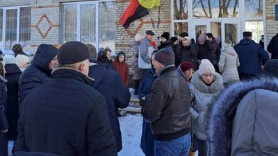 На Львівщині на фасаді школи встановили меморіальну дошку загиблому Герою (ФОТО)