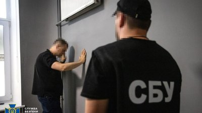 СБУ затримала керівників Департаменту Держмитслужби, які «обклали даниною» регіональні митниці