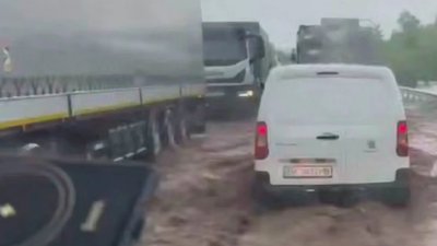 Затопило ділянку траси "Київ - Чоп" (ВІДЕО)