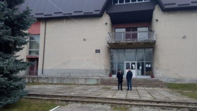 У Буському районі обікрали Народний дім