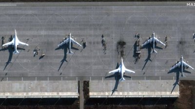 Аерокосмічна компанія Maxar опублікувала супутникові знімки російської авіабази в Енгельсі