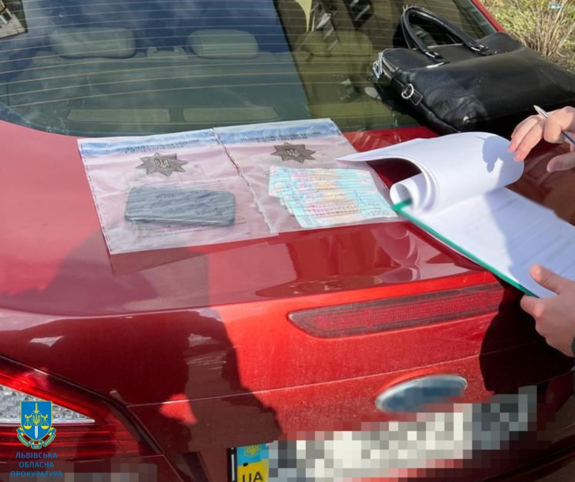 У Львові на хабарі затримано експерта