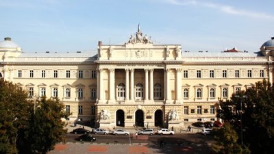Вчена рада Франкового вишу закликала українців не вдаватися до «електоральних експериментів»