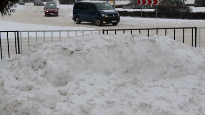 Через сильні снігопади у Львові пункти обігріву діють у посиленому режимі