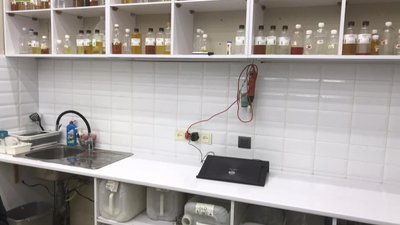У Львові СБУ блокувала виробництво фальсифікованих антисептичних препаратів (ФОТО)
