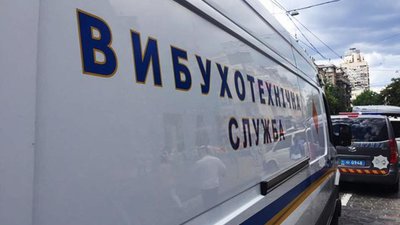 У Львові в під‘їзді житлового будинку виявили  військові боєприпаси