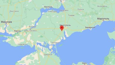 Поблизу Мелітополя підірвано міст, яким росіяни везли зброю та паливо (ФОТО)