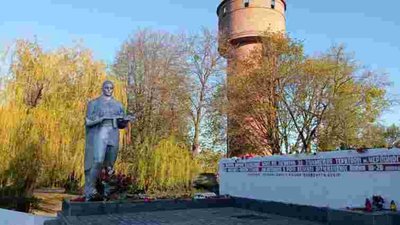 У Червонограді знесуть три радянські пам’ятники