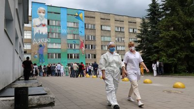 У Львові до Дня медика відкрили мурал (ФОТО)