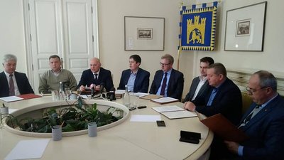 У львівській мерії підписали Меморандум про співпрацю з 7-ма містами Львівщини щодо будівництва полігону для ТВП
