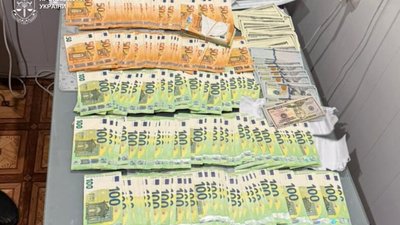 На Львівщині продавали автомобілі, призначені для ЗСУ