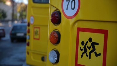 Ще 11 автобусів «Школярик» передали відділам освіти громад Львівщини (ФОТО)