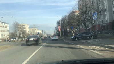 У Львові на вулиці Княгині Ольги запрацював ще один світлофор (ФОТО)