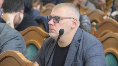 Садовий бере у оренду костел та монастир кармелітів