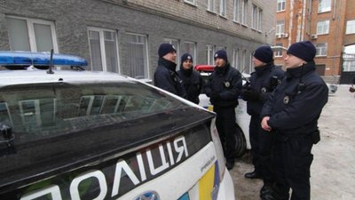 Свята наближаються: поліція Львівщини  створює додаткові слідчо-оперативні групи та мобільні вибухотехнічні групи