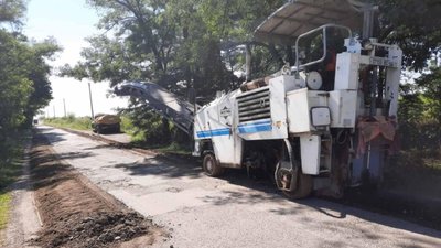 На Стрийщині ремонтують автомобільну дорогу