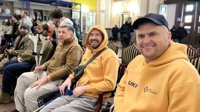 У Львові на залізничному вокзалі зазвучав орган