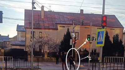 У Львові встановили аварійний світлофор (ФОТО)