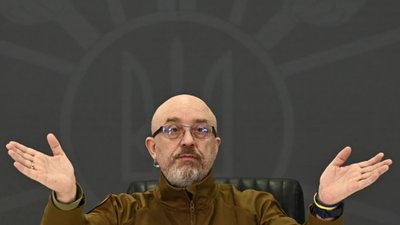 Зеленський підтвердив звільнення Резнікова