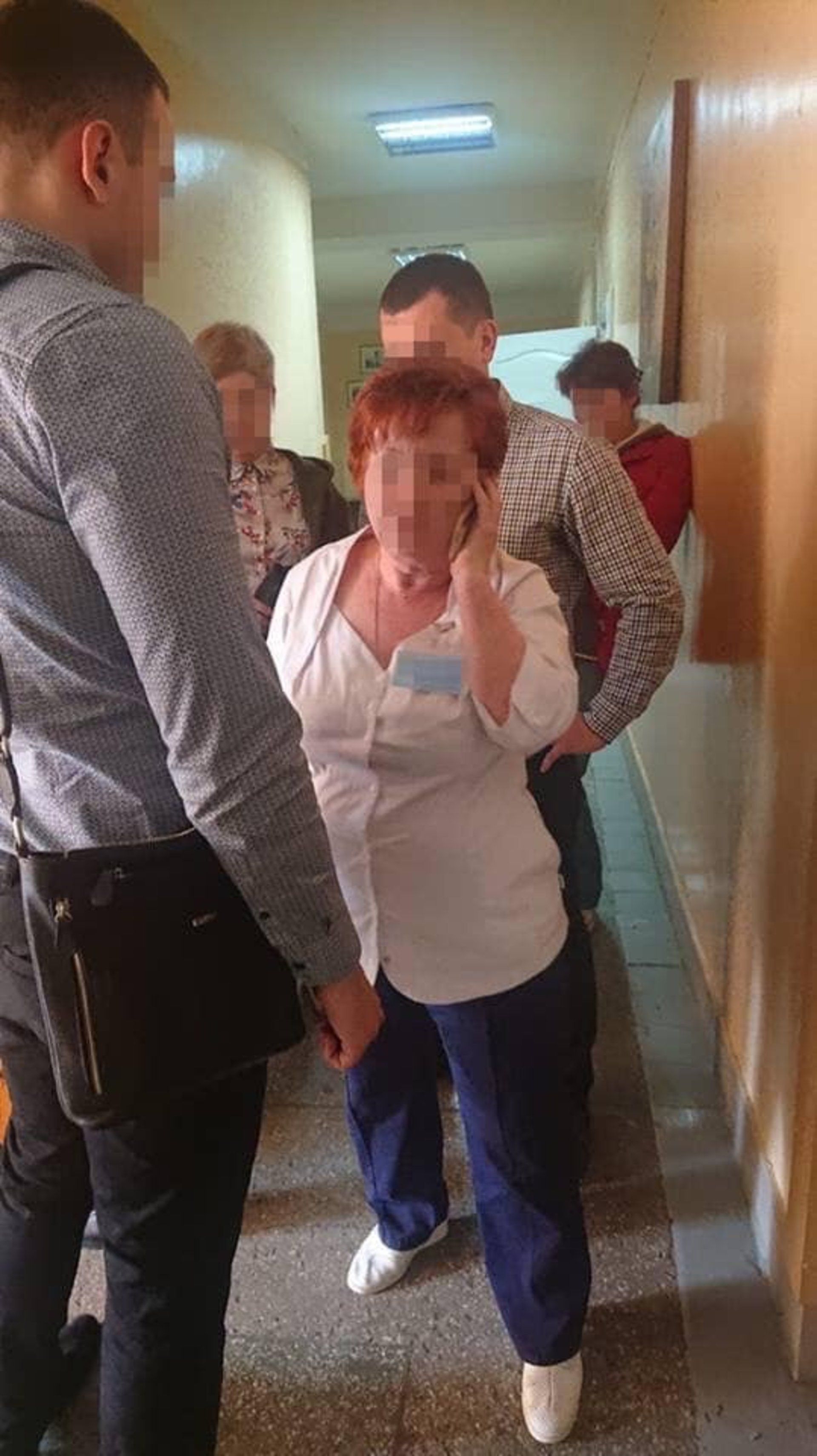У Львові на хабарі затримали лікаря-невролога. Фото: Варта1.