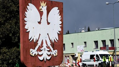 У Польщі обіцяють вірусну амністію для іноземців