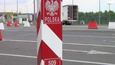 На Львівщині вантажівки з товаром три дні не зможуть перетнути кордон з Польщею у трьох пунктах пропуску