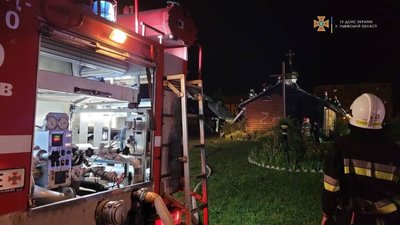 У Львові вогнеборці ліквідували займання в дерев’яній церкві, - ДСНС (ФОТО)