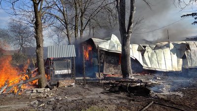 На Золочівщині згорів бар (ВІДЕО)