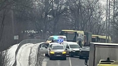 У Львові не розминулись три автомобілі