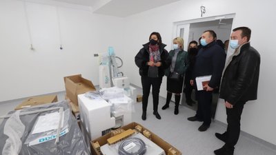 Будівництво критого плавального басейну у Сокальській санаторній школі має бути відновлено і завершено, - Гримак