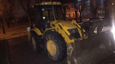 Вночі вулицями Львова роз'їжджав нетверезий тракторист