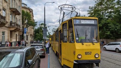У Львові зупинився рух трамваїв
